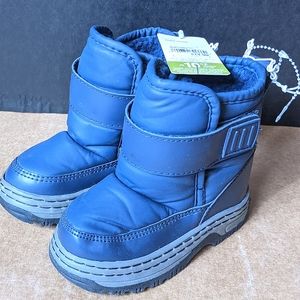 Circo One-Strap Snow Boots - size 7 - NWT